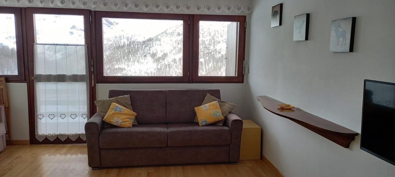 Complesso “I Dadi” Lägenhet Breuil-Cervinia Exteriör bild